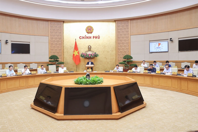 Khẩn trương hoàn thiện các dự án luật để trình Quốc hội vào tháng 10-2025